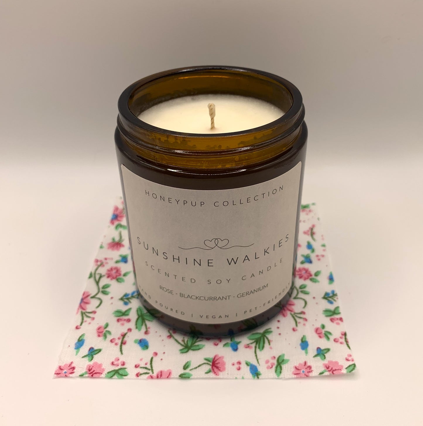 Pet-Friendly Berry & Rose Candle – Sunshine Walkies